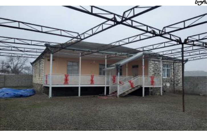 სასოფლო-სამეურნეო (საკარმიდამო) მიწის ნაკვეთი შენობით, მარნეულის მუნიციპალიტეტი, სოფელი კუშჩუ, მე-4 ქუჩა, N 5