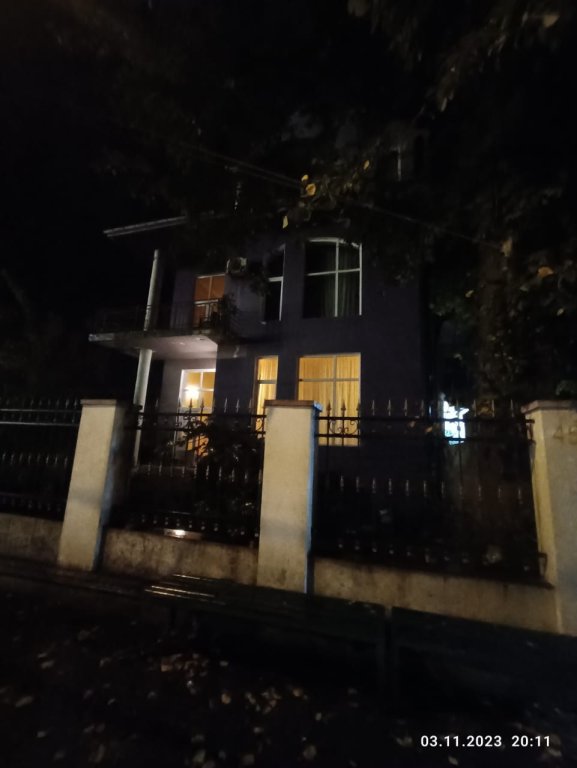 არასასოფლო სამეურნეო მიწის ნაკვეთი შენობით, ქალაქი ქობულეთი, გამზირი დ. აღმაშენებლი, N458