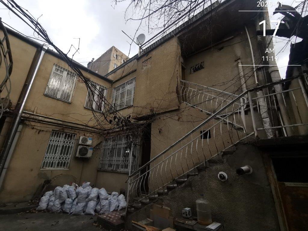 ქალაქი თბილისი, ქუჩა ბათუმი, N 22