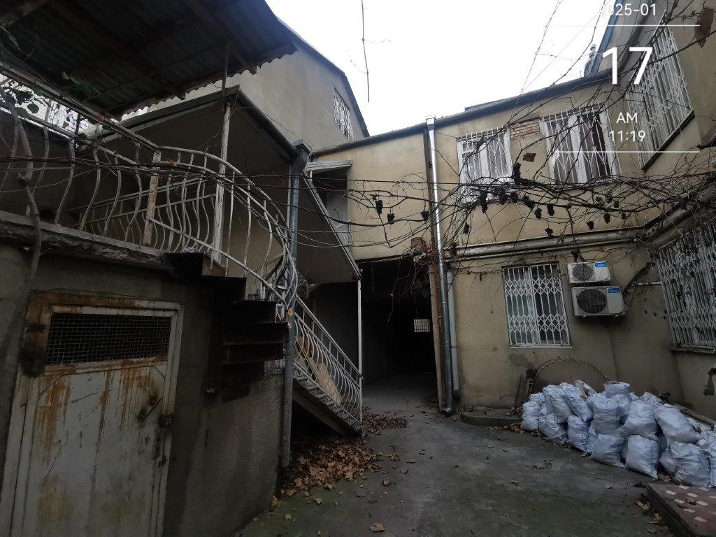 ქალაქი თბილისი, ქუჩა ბათუმი, N 22