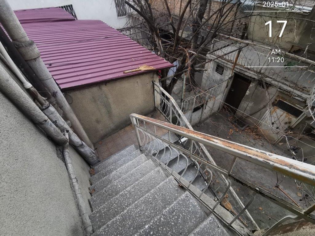 ქალაქი თბილისი, ქუჩა ბათუმი, N 22