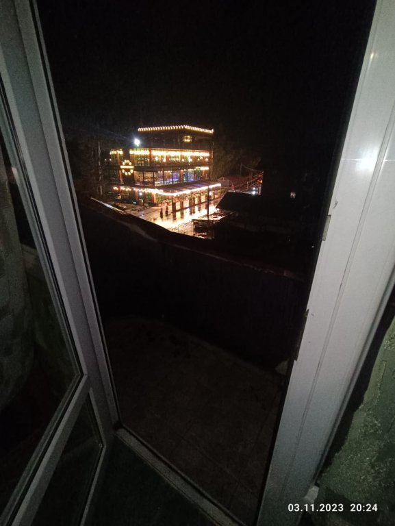 არასასოფლო სამეურნეო მიწის ნაკვეთი შენობით, ქალაქი ქობულეთი, გამზირი დ. აღმაშენებლი, N458