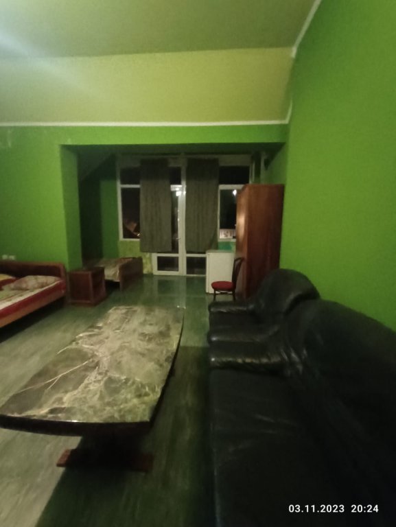 არასასოფლო სამეურნეო მიწის ნაკვეთი შენობით, ქალაქი ქობულეთი, გამზირი დ. აღმაშენებლი, N458