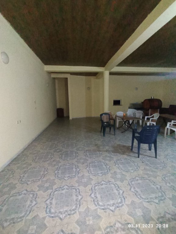 არასასოფლო სამეურნეო მიწის ნაკვეთი შენობით, ქალაქი ქობულეთი, გამზირი დ. აღმაშენებლი, N458