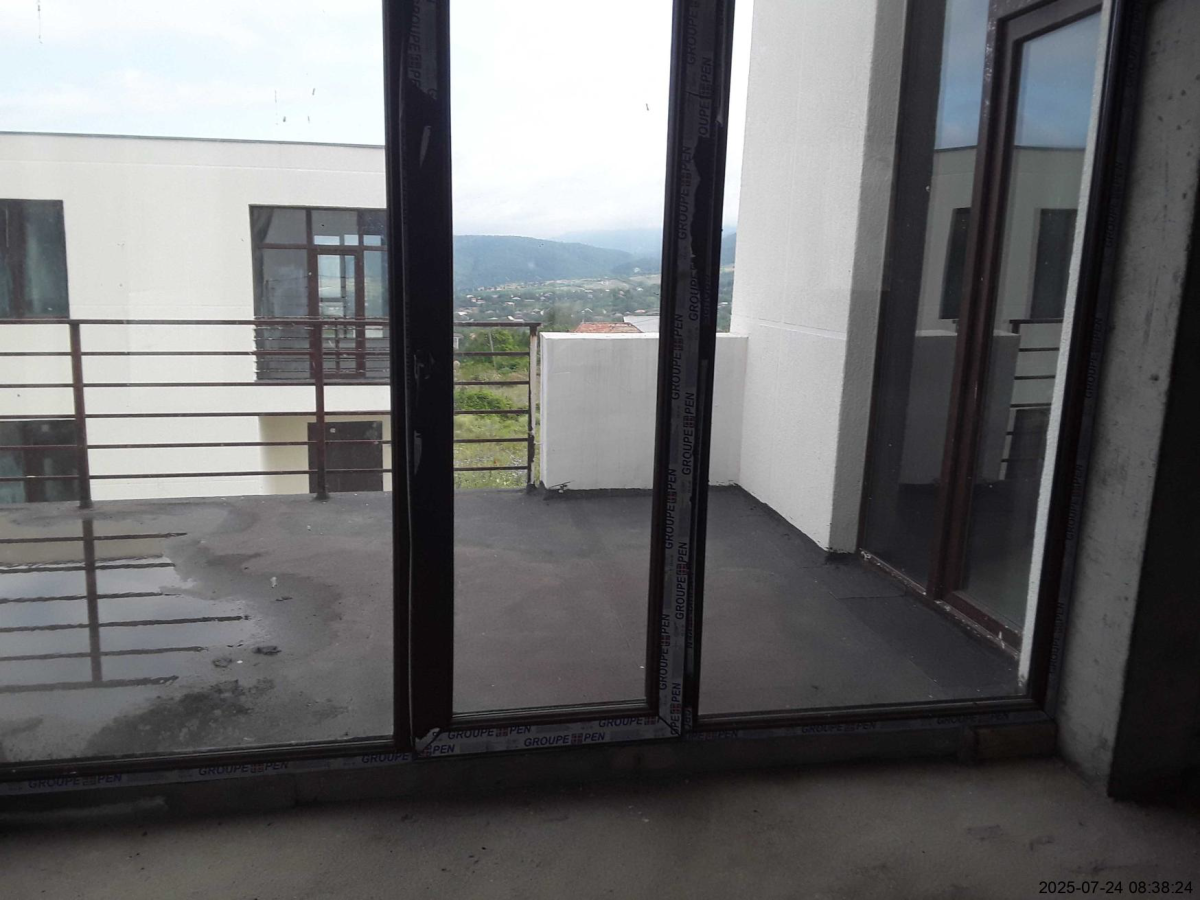 სასოფლო-სამეურნეო მიწის ნაკვეთი შენობით, მუნიციპალიტეტი მცხეთა, სოფელი ნავდარაანთკარი