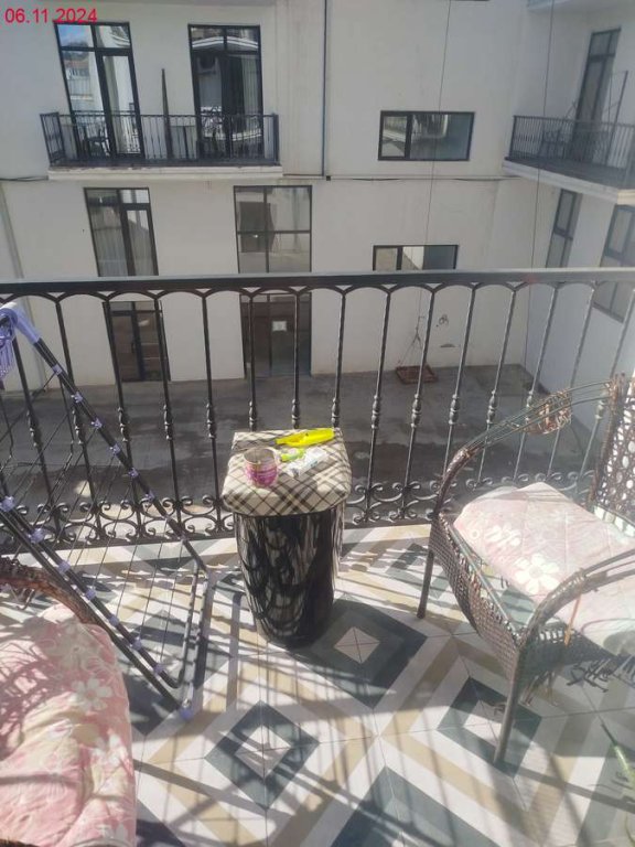 ბინა, ქალაქი თბილისი, ქუჩა ინგოროყვა, N 5, სადარბაზო 2, სართული 2, ბინა N18