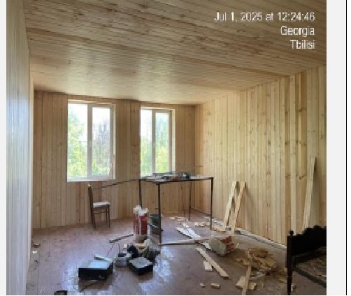 სასოფლო-სამეურნეო მიწის ნაკვეთი შენობით, მუნიციპალიტეტი გორი, სოფელი ფხვენისი