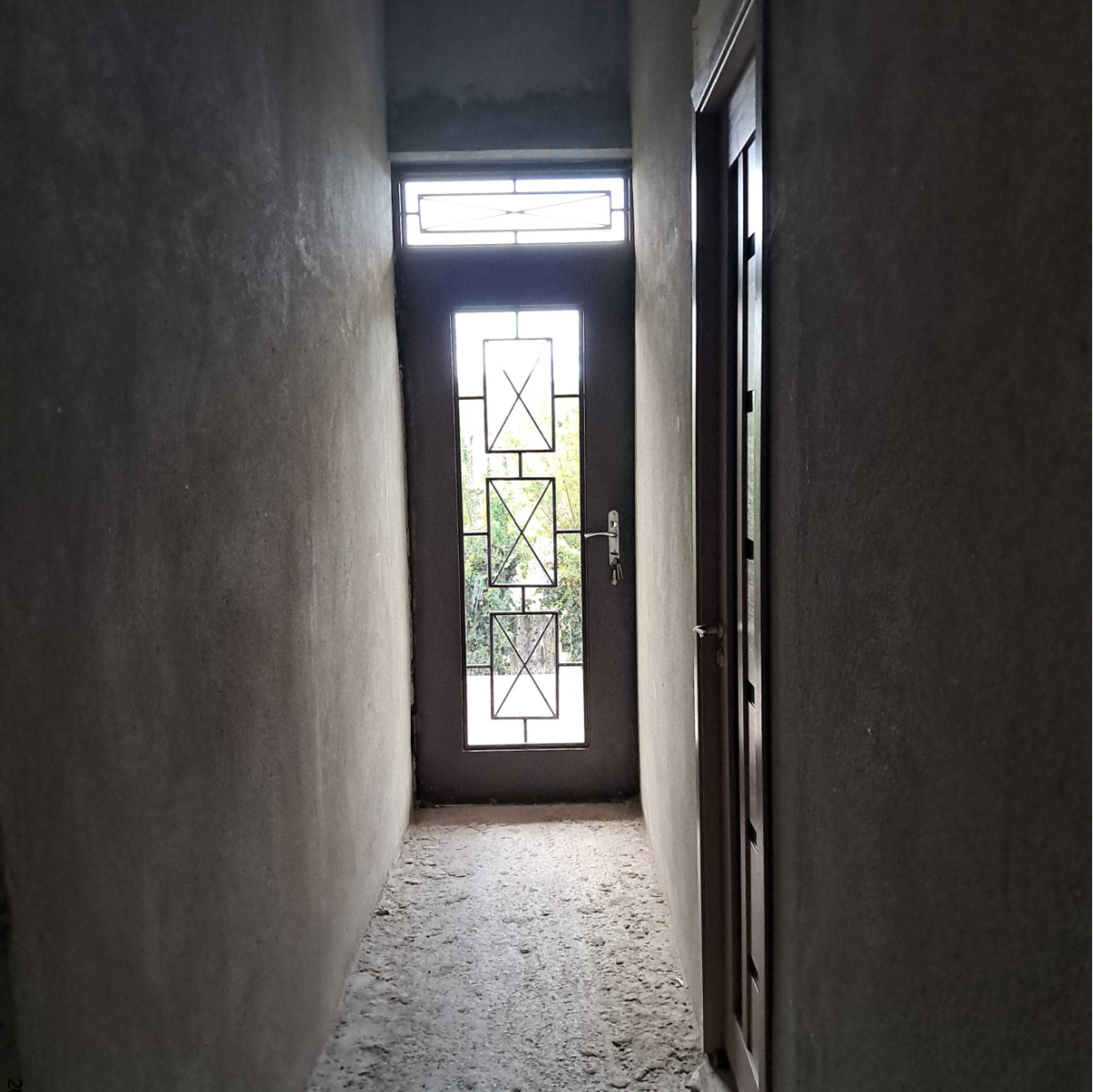 სასოფლო-სამეურნეო (საკარმიდამო) მიწის ნაკვეთი შენობით, წყალტუბოს მუნიციპალიტეტი, სოფელი ტყაჩირი, მე-2 ქუჩა, N 15