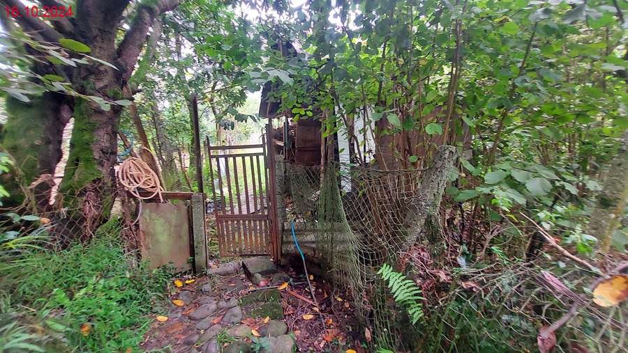 სასოფლო-სამეურნეო მიწის ნაკვეთი, ქობულეთი, დაბა ჩაქვი, ქუჩა აღმაშენებლის, N 30ა