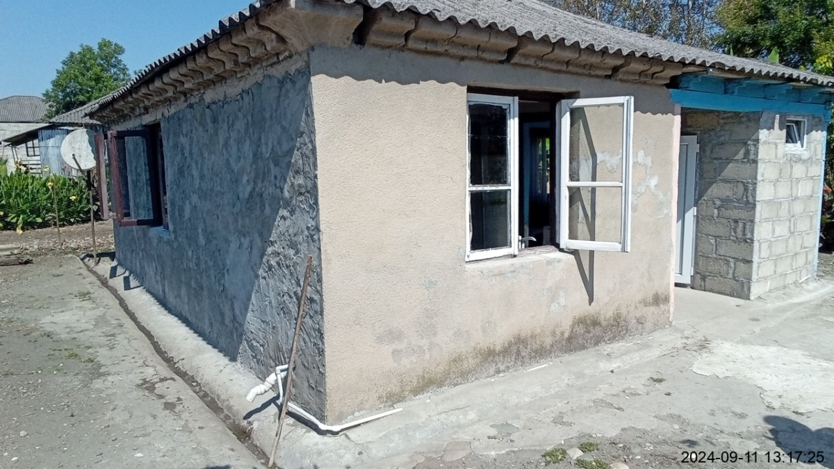 სასოფლო-სამეურნეო (საკარმიდამო) მიწის ნაკვეთი შენობით, მუნიციპალიტეტი ხობი, ადმინისტრაციული ერთეული ახალი სოფელი, ნაკვეთი 064