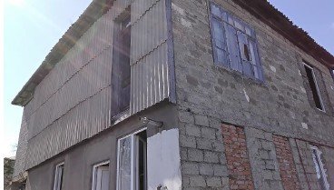 სასოფლო-სამეურნეო (საკარმიდამო) მიწის ნაკვეთი შენობით, ოზურგეთის მუნიციპალიტეტი, სოფელი ქვედა ბახვი, მე-20 ქუჩა, N 5ა