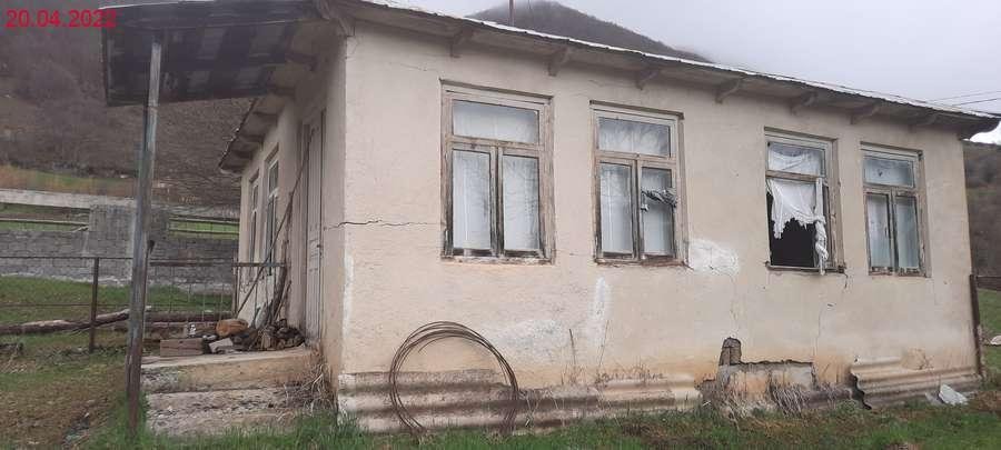 სასოფლო-სამეურნეო მიწის ნაკვეთი შენობით, ონის მუნიციპალიტეტი, სოფელი წედისი, მე-7 ქუჩა, N 14