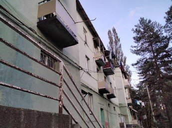 ბინა, ქალაქი ჭიათურა, ქუჩა ტაბიძე, N 7, სართული 2, ბინა N1